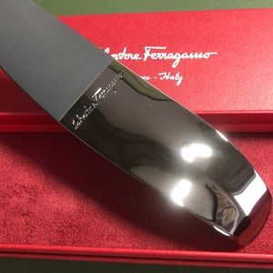 Brand new! Salvatore Ferragamo shoe horn